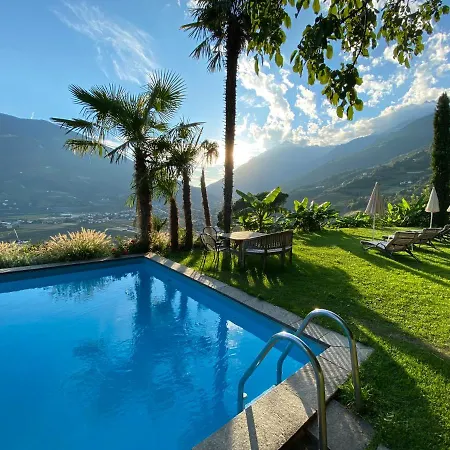 Matailerhof Farm stay Tirolo